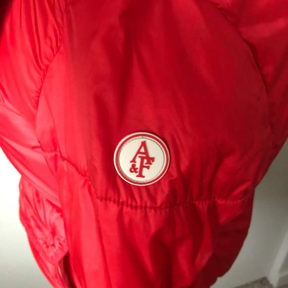 Abercrombie and Fitch Red PufferJacket - Picture 5 of 10